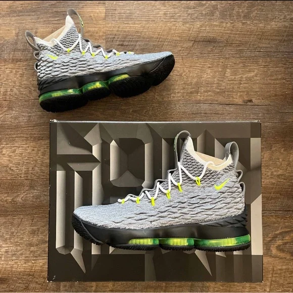 Grey Lebron 15 Shoe Nike Kith X LeBron Lifestyle 15 Concrete  display picture 1